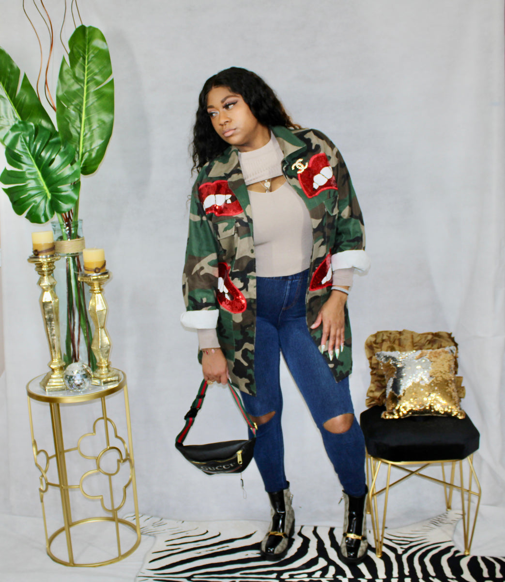 Camo bomber jacket on sale outfit