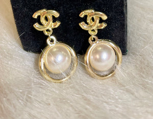 CC PEARL GOLD EARRINGS