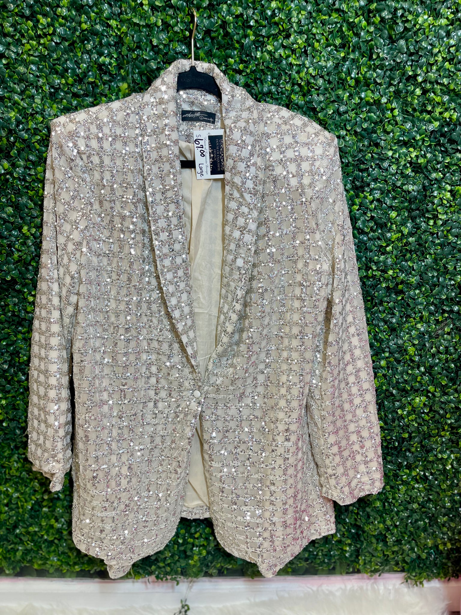 GLITZ AND GLAM BLAZER