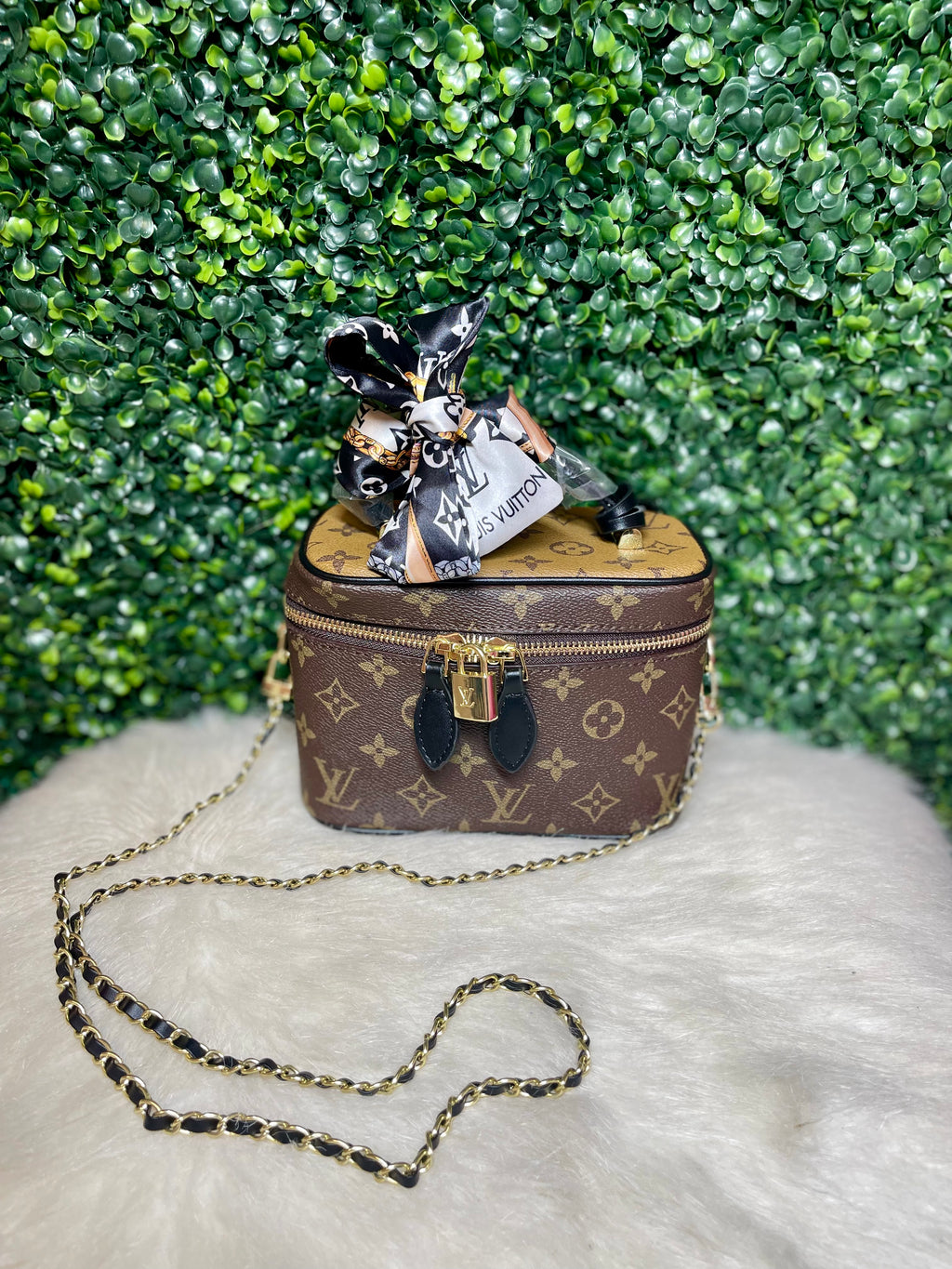 LV BOUGIE BAG / WITH SCRAF (BROWN)